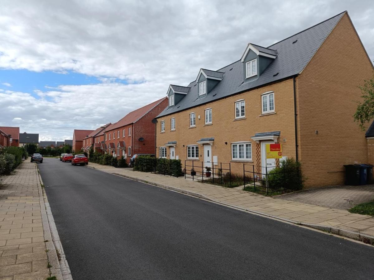 3 Bedroom Townhouse Near Bicester Village Luaran gambar
