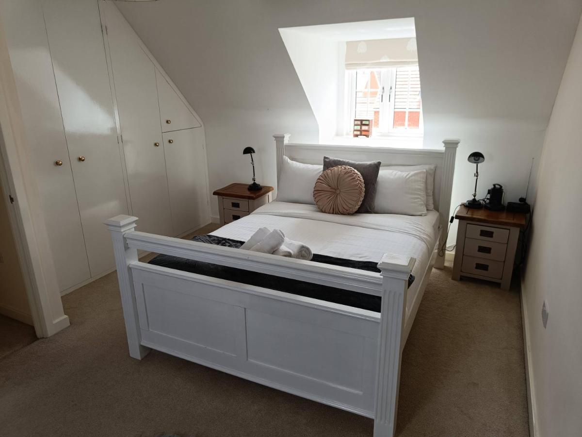 3 Bedroom Townhouse Near Bicester Village Luaran gambar