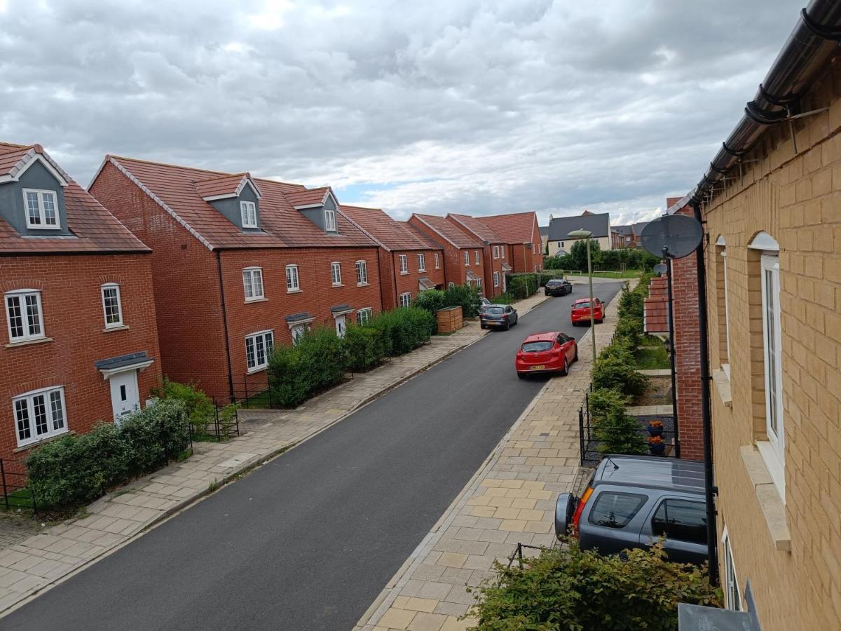 3 Bedroom Townhouse Near Bicester Village Luaran gambar